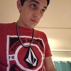 Meet your Posher, Bradley